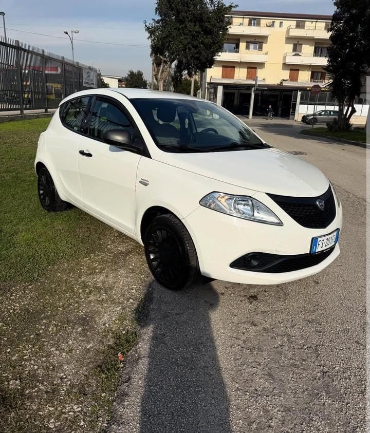 Interni
