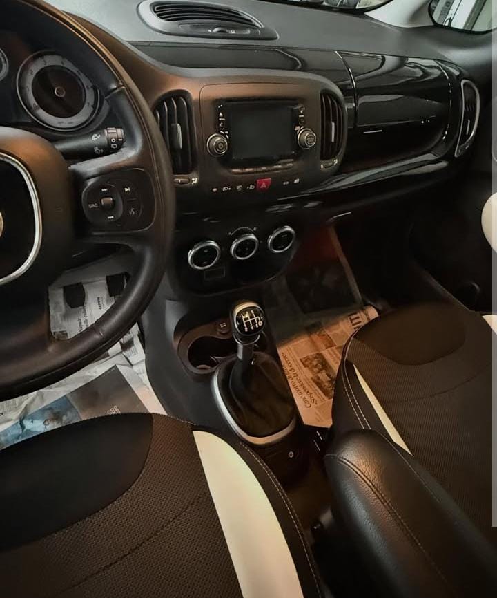 Interni